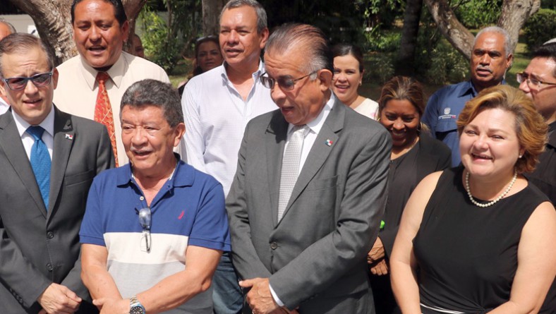 IDIAP felicita al MIDA por su 47 aniversario