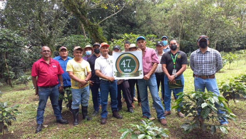 PRODUCTORES DE CAFÉ REALIZAN GIRA DE TRABAJO POR BOQUETE Y RIO SERENO