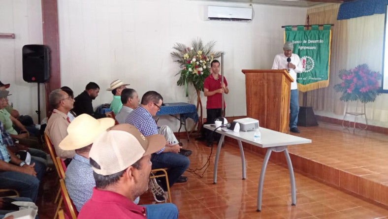 IDIAP DESTACA EN JORNADA AGROPECUARIA ORGANIZADA POR EL BANCO DE DESARROLLO AGROPECUARIO