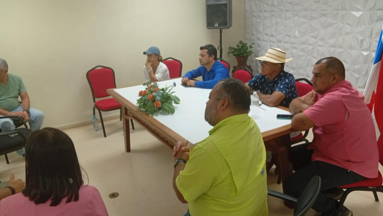 DIRECTORA GENERAL ENCARGADA DEL IDIAP REALIZÓ RECORRIDO POR LA PLANTA DE SEMILLAS DEL IDIAP CIA-DIVISA