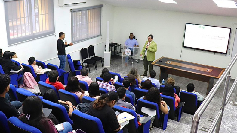 SEMINARIO SOBRE EXTENSIONISMO E INNOVACIÓN AGROPECUARIA