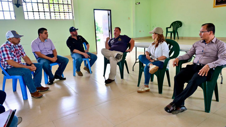 GIRA DE TRABAJO AL INSTITUTO PROFESIONAL Y TÉCNICO DE TONOSÍ