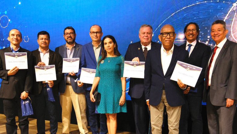 ENCUENTRO DE INTERCAMBIO CIENTÍFICO Y RECONOCIMIENTO A LOS MIEMBROS DEL SISTEMA NACIONAL DE INVESTIGACIÓN 2024-2025-2026