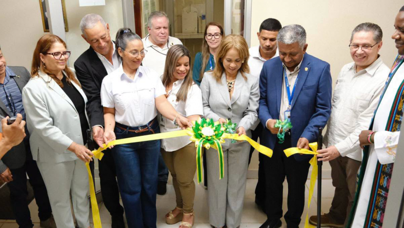 SE INAUGURA EL NUEVO LABORATORIO DE ENTOMOLOGÍA Y CONTROL BIOLÓGICO DE PLAGAS AGRÍCOLAS