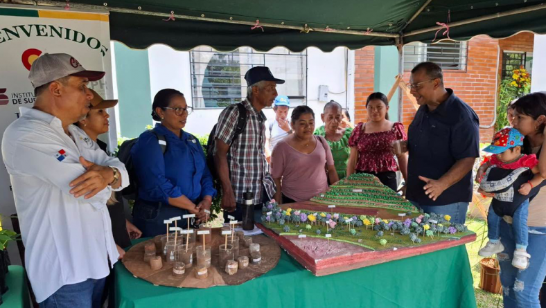 SE REALIZA TALLER SOBRE EL MANEJO, CONSERVACIÓN Y LA REGENERACIÓN DE LOS SUELOS EN SISTEMAS AGRÍCOLAS Y GANADEROS DE PANAMÁ OESTE