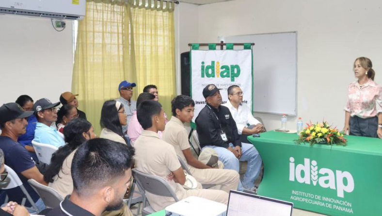 EL CIARG EN RIO HATO DESARROLLÓ UNA JORNADA DE CHARLAS TÉCNICAS BAJO EL LEMA «51 AÑOS INNOVANDO PARA FORTALECER EL AGRO PANAMEÑO»